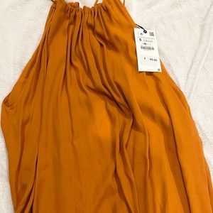 Zara contemporary dress top. Great for going out or etiquette dining.